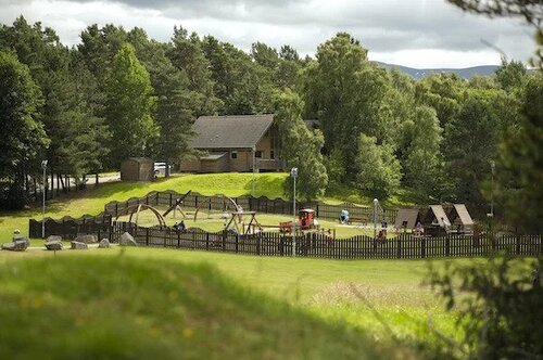 aviemore-lodges-woodland-play-area