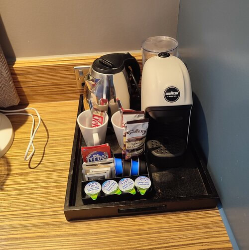 travelodge-super-room-coffee-machine